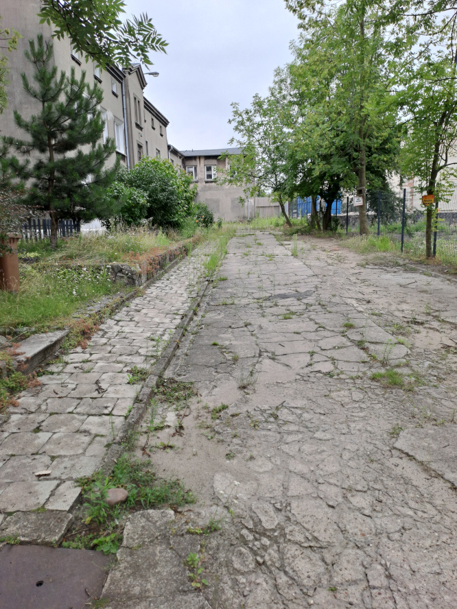betonowy plac