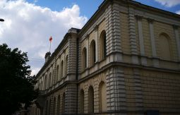 Pałac przemysłowca (ul. Zamkowa 5) – wybudowany w 1883 r. w stylu eklektycznym przez rodzinę Enderów. 