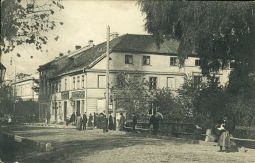 Hotel rodziny Hegenbartów "Pod Złotą Kotwicą" (zdjęcie sprzed I wojny św.) (od 1954 r. do 1993 r. szkoła położnych)